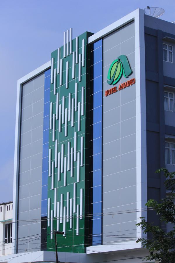Duri Amadeo Hotel מראה חיצוני תמונה